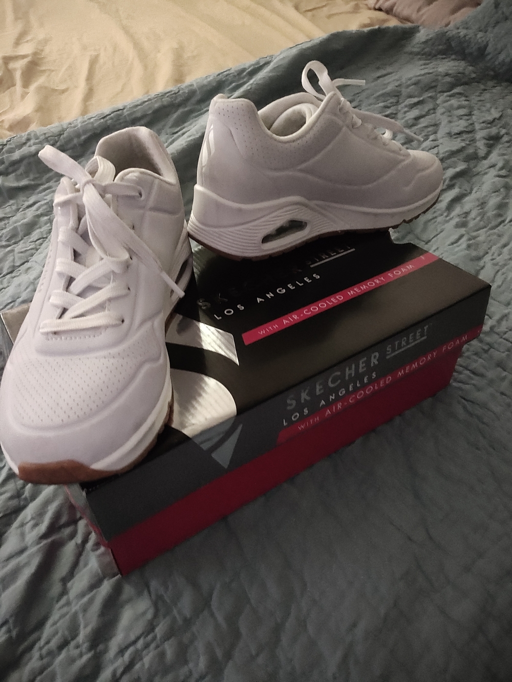 Skechers White Women's Athletic Sneakers
